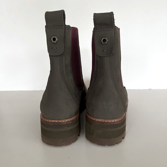 Timberland Courmayeur Valley Chelsea Boots in Olive Nubuck, Size 11 - Picture 5 of 14